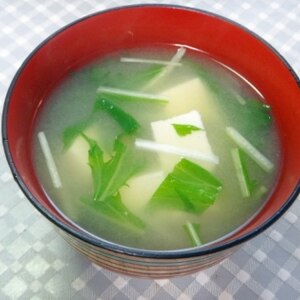 豆腐と水菜のみそ汁